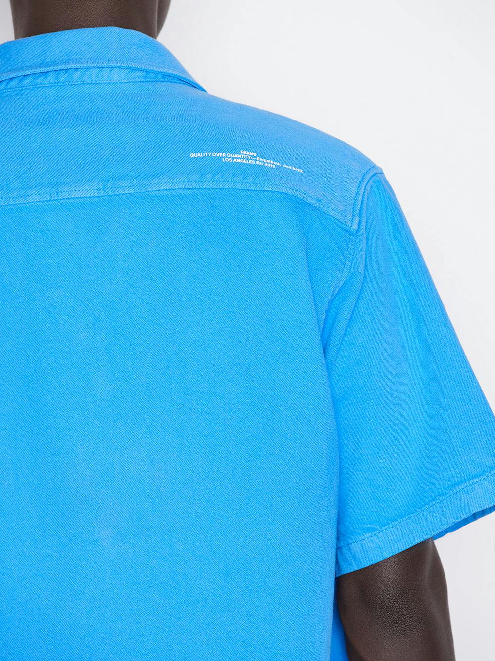 shirt back view alt:fit2